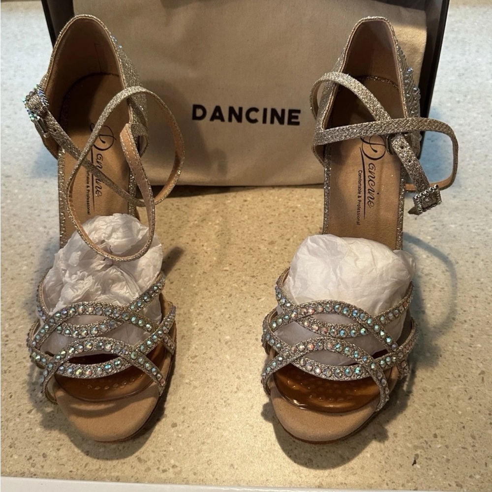 Women’s DANCINE Sandals Salsa Ballroom Dance Shoes Size 8 Rhinestones